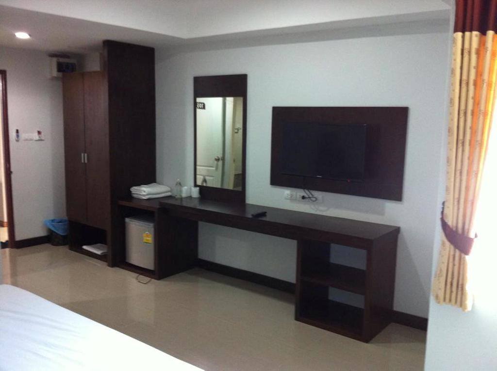 S.K.Airport Chiang Mai Hotel Екстериор снимка